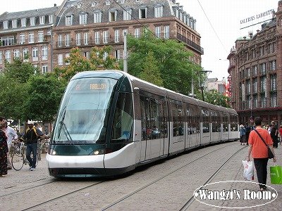 V^Hʓdԁukquv(Light Rail Vehicle)